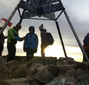 Group Mount Toubkal & Sahara tour
